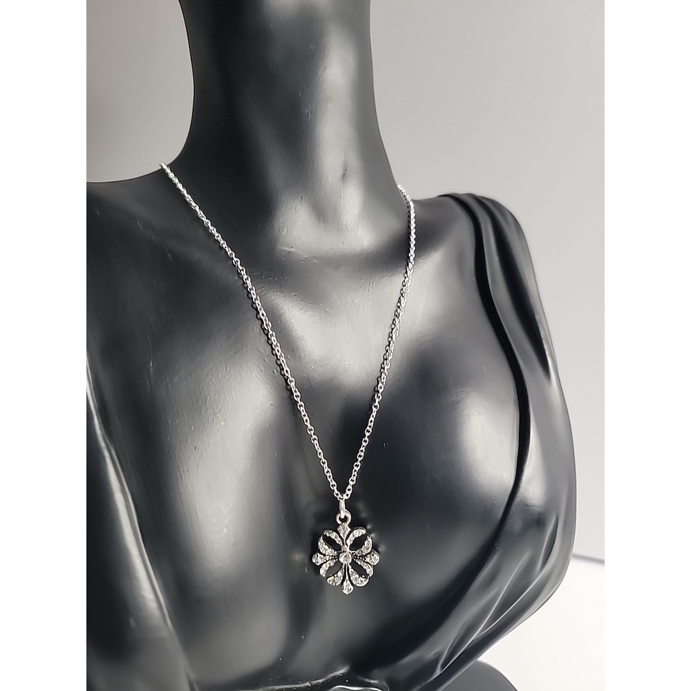 Silver Tone Rhinestone Flower Pendant Necklace Clear Crystal Swirl Floral Fashio
